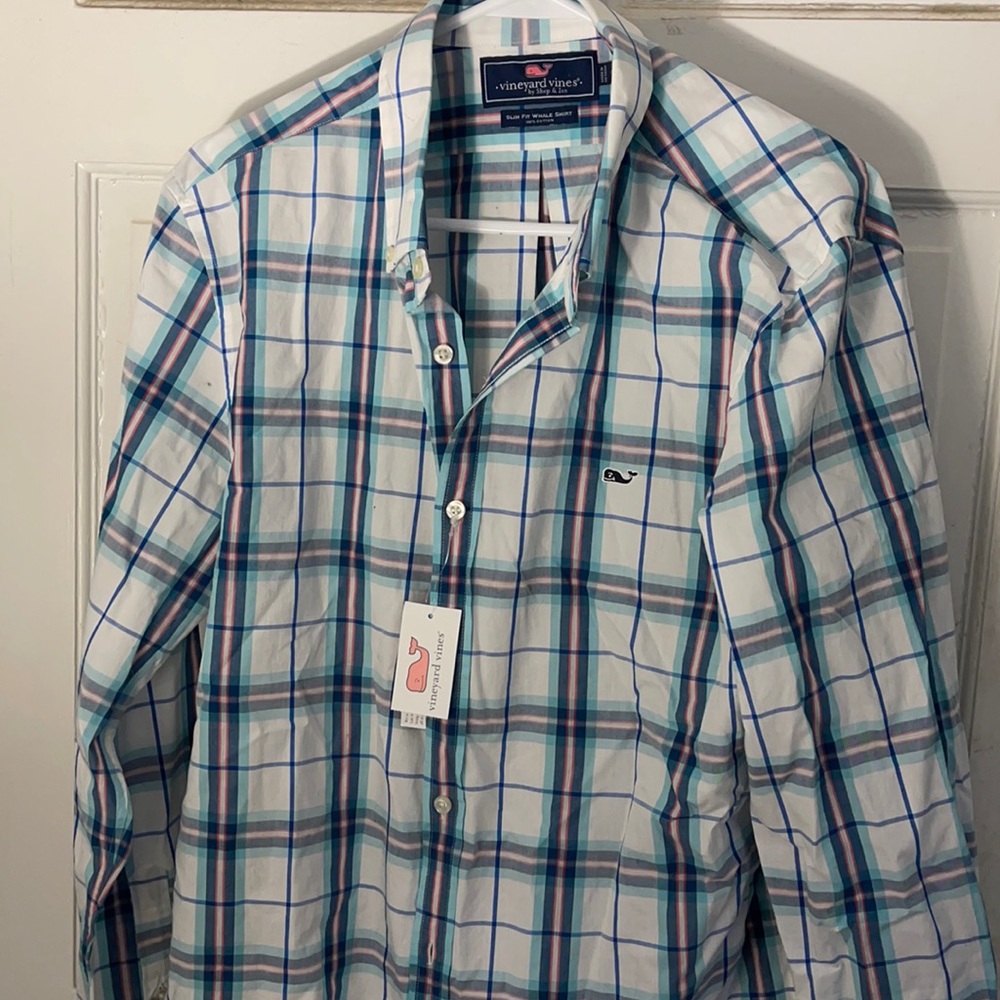 Brand new vineyard vines dresshirt
